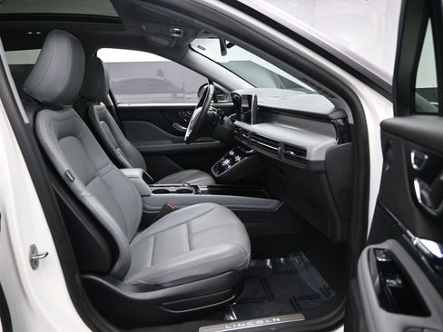 Used 2021 Lincoln Corsair Reserve w/ Equipment Group 201A image 34