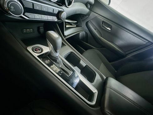 Used 2023 Nissan Sentra SV image 31