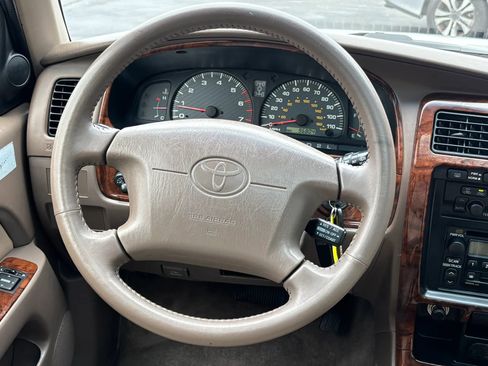 Used 2000 Toyota 4Runner Limited AWD/4WD image 28