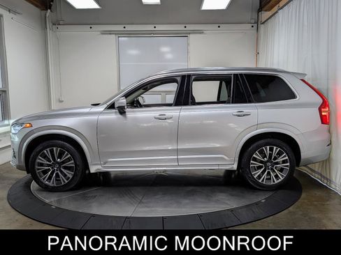 Used 2022 Volvo XC90 T6 Momentum w/ Advanced Package image 6