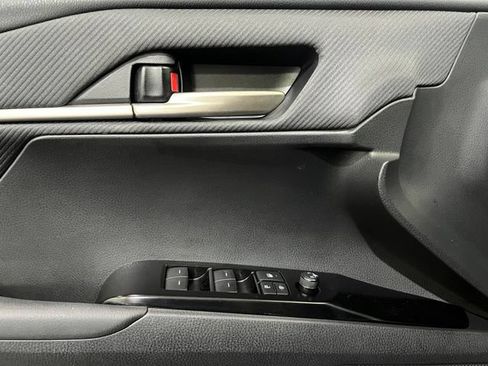 Used 2025 Toyota Camry SE w/ Multimedia Upgrade Package FWD image 13