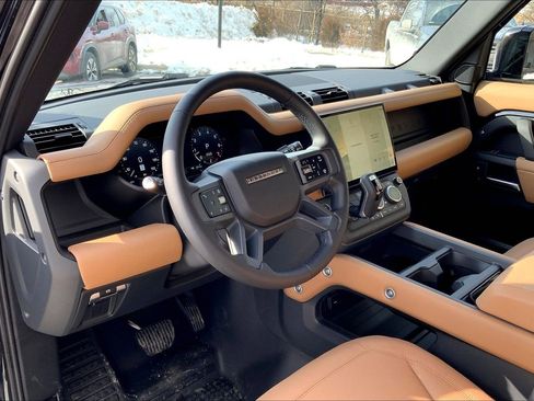 New 2026 Land Rover Defender 110 X-Dynamic SE image 8