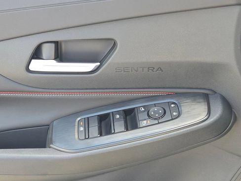 New 2026 Nissan Sentra SR FWD image 24
