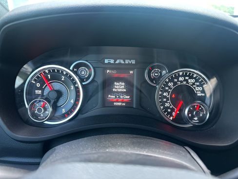 Used 2021 RAM 2500 Big Horn w/ Night Edition AWD/4WD image 7