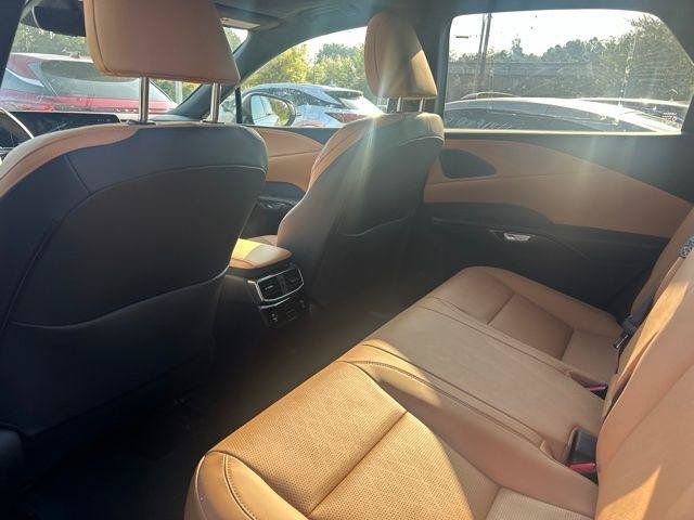 Certified 2025 Lexus RX 350 FWD image 8