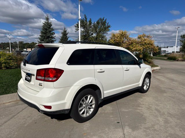 Used 2017 Dodge Journey SXT FWD image 3