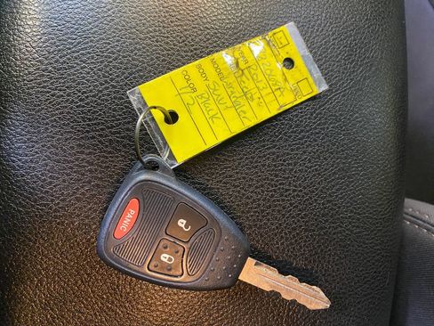 Used 2013 Jeep Wrangler Unlimited Rubicon w/ Connectivity Group AWD/4WD image 41