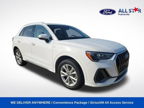 Used 2022 Audi Q3 2.0T Premium w/ Convenience Package AWD/4WD image 1