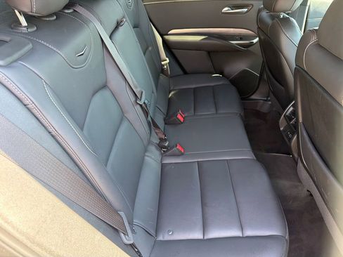 Used 2025 Cadillac XT4 Premium Luxury FWD image 15