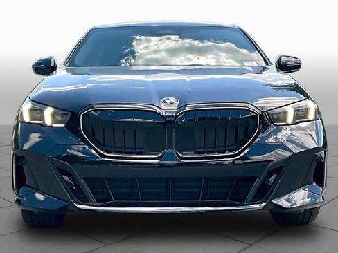 New 2026 BMW 530i xDrive w/ M Sport Package image 3