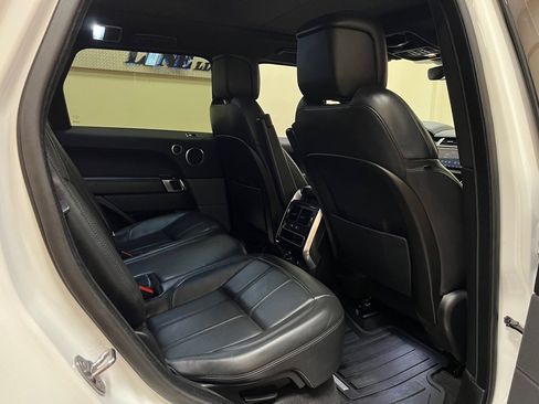 Used 2019 Land Rover Range Rover Sport HSE image 34