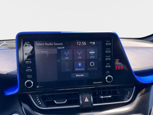 Used 2021 Toyota C-HR XLE FWD image 28