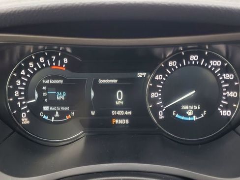 Used 2018 Lincoln MKZ Reserve w/ Climate Package FWD image 12