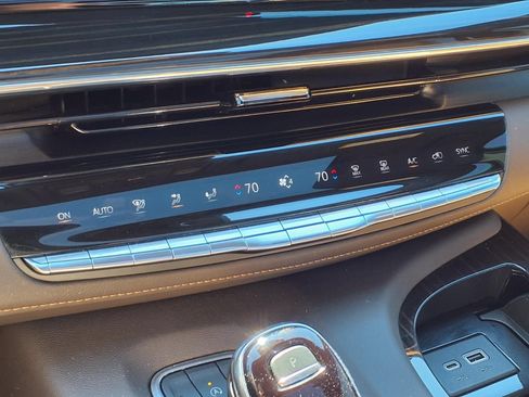 Certified 2023 Cadillac Escalade Sport w/ LPO, ONYX Package AWD/4WD image 27