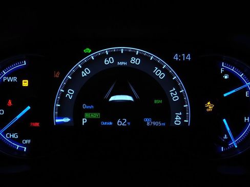 Used 2019 Toyota RAV4 XSE w/ Carpet Mat Package AWD/4WD image 27