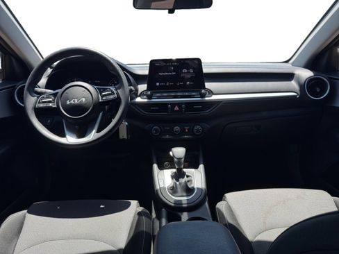Used 2024 Kia Forte LXS FWD image 12