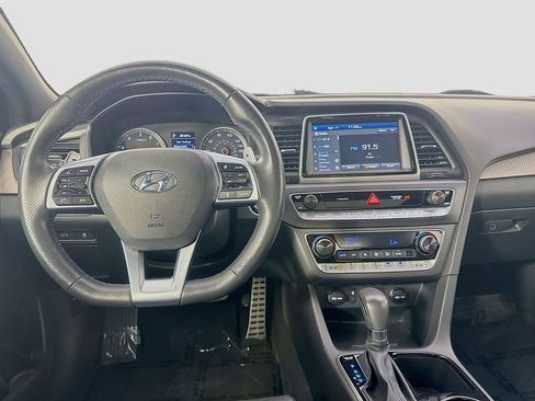 Used 2019 Hyundai Sonata Limited image 29