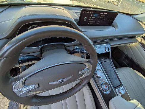 Used 2024 Genesis GV80 2.5T image 14