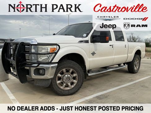 Used 2015 Ford F350 Lariat w/ Lariat Interior Package image 1
