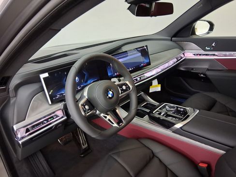 New 2026 BMW 740i 740i w/ Premium Package image 2