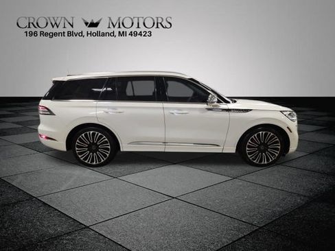 Used 2020 Lincoln Aviator Black Label w/ Dynamic Handling Package AWD/4WD image 2