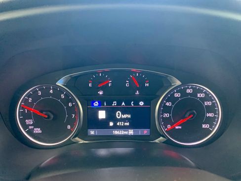 Used 2023 GMC Acadia SLT AWD/4WD image 4