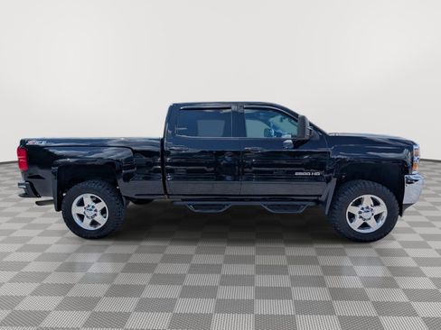 Used 2015 Chevrolet Silverado 2500 LT w/ LT Convenience Package AWD/4WD image 6