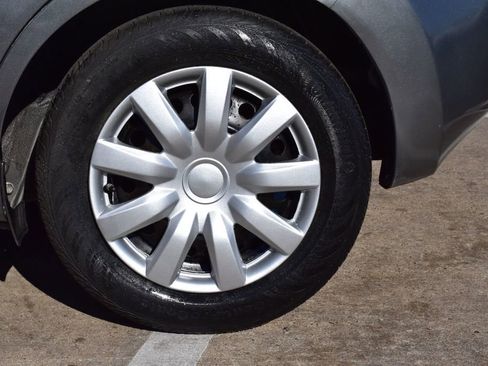 Used 2016 Nissan Versa Note SV image 11