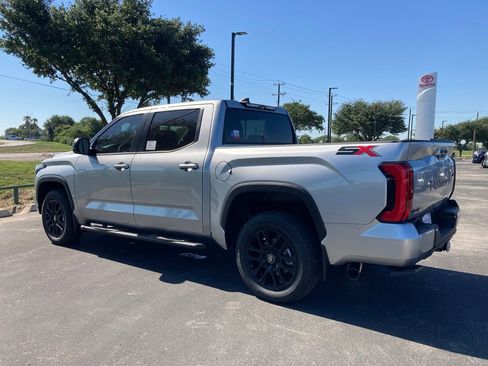 New 2026 Toyota Tundra SR5 AWD/4WD image 5