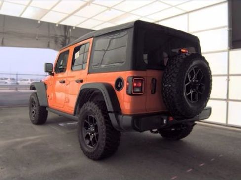 Used 2025 Jeep Wrangler Unlimited Sport AWD/4WD image 4