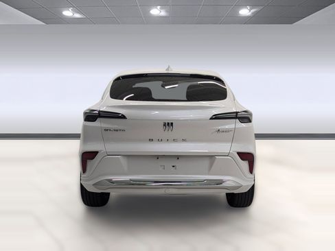 Used 2024 Buick Envista Avenir image 8