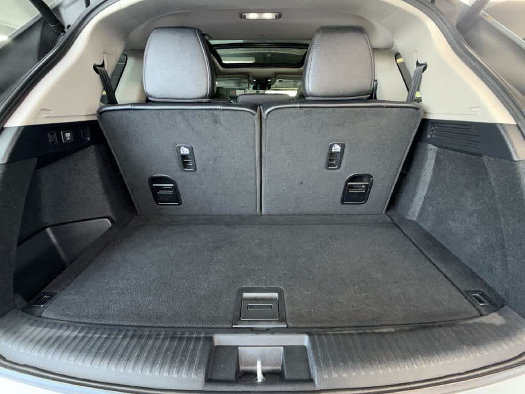 Used 2024 Acura MDX FWD image 25