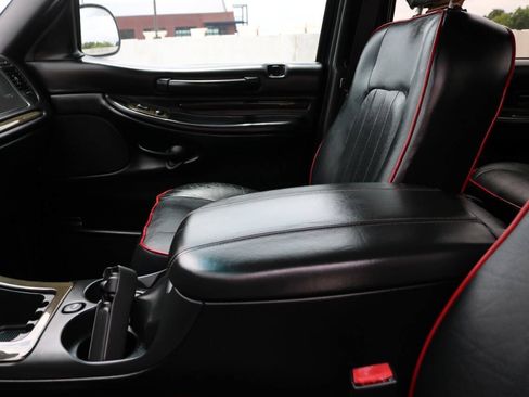 Used 2002 Lincoln Blackwood RWD image 79