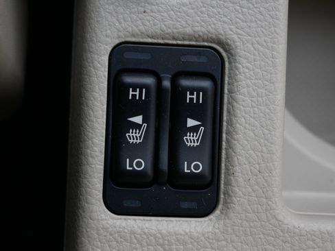 Used 2015 Subaru Crosstrek 2.0i Premium image 30