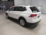 Used 2018 Volkswagen Tiguan SE image 4
