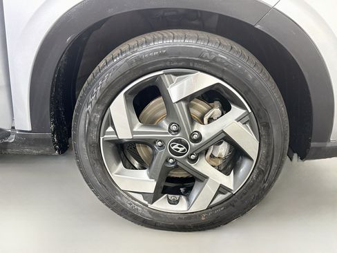 Used 2022 Hyundai Venue SEL FWD image 31