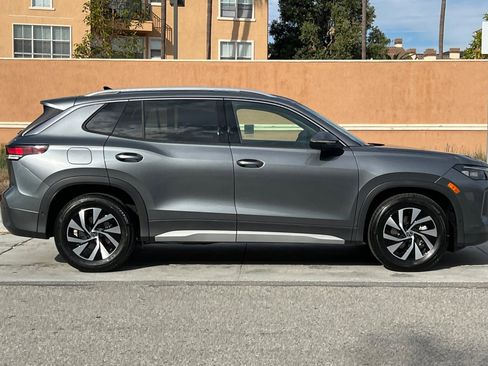 New 2026 Volkswagen Tiguan S image 3