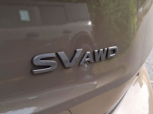 Used 2024 Nissan Rogue SV image 30