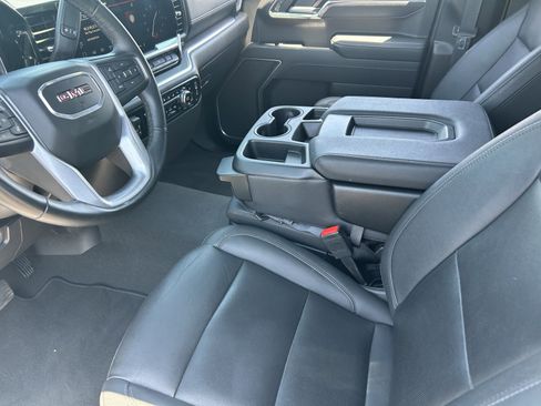 Certified 2025 GMC Sierra 1500 SLT RWD image 24