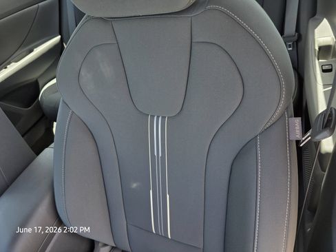Used 2023 Hyundai Elantra Blue FWD image 15