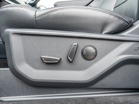 New 2026 Ford Expedition Platinum w/ Stealth Performance Package AWD/4WD image 38