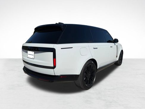 Used 2026 Land Rover Range Rover Long Wheelbase SE AWD/4WD image 9