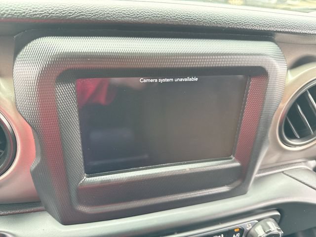 Used 2021 Jeep Gladiator Sport AWD/4WD image 17