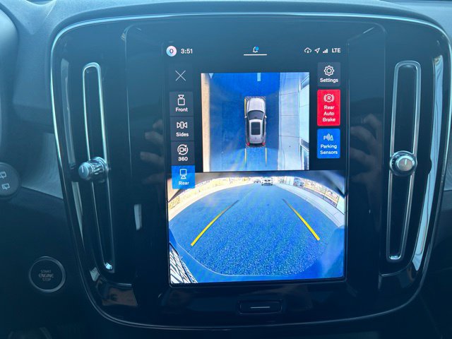 Used 2026 Volvo XC40 B5 Plus AWD/4WD image 24