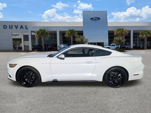 Used 2015 Ford Mustang Coupe image 6