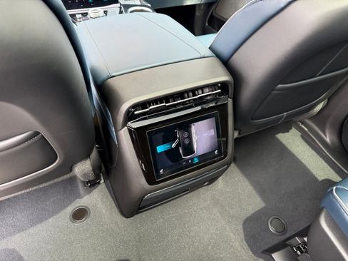Used 2025 Cadillac Escalade IQ Luxury 2 w/ LPO, Premium Carpet Package AWD/4WD image 35