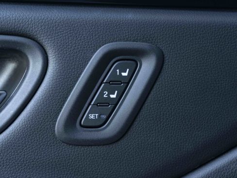 Used 2023 Honda Pilot Touring image 38
