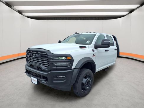 New 2026 RAM 5500 Tradesman AWD/4WD image 3