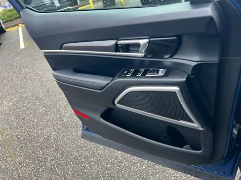 Certified 2023 Kia Telluride S image 16