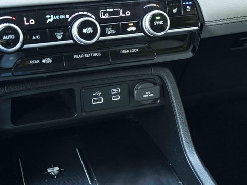 Used 2024 Honda Pilot Elite image 34